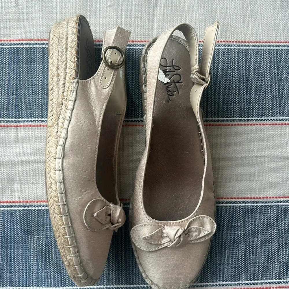 Life Stride Light Beige Espadrille Slingback Flats with Bow